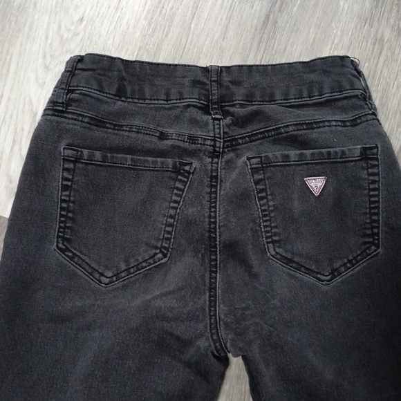 Guess Black Distressed Jeans - Picture 4 of 4
